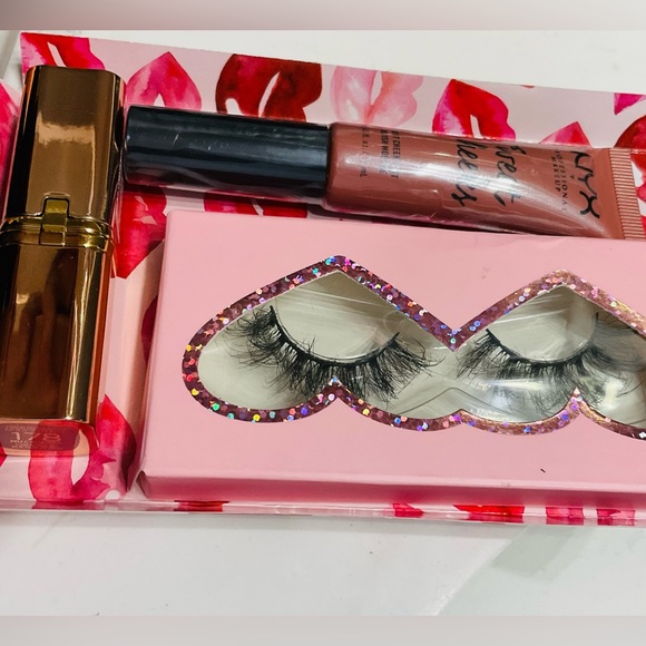 💄Mystery makeup (2 items)💅 - Picture 4 of 5